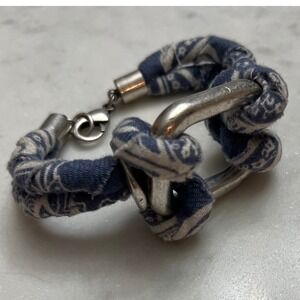 Urban Outfitters Bandana Bracelet Buckle Fabric Blue Paisley Print Boho Jewelry